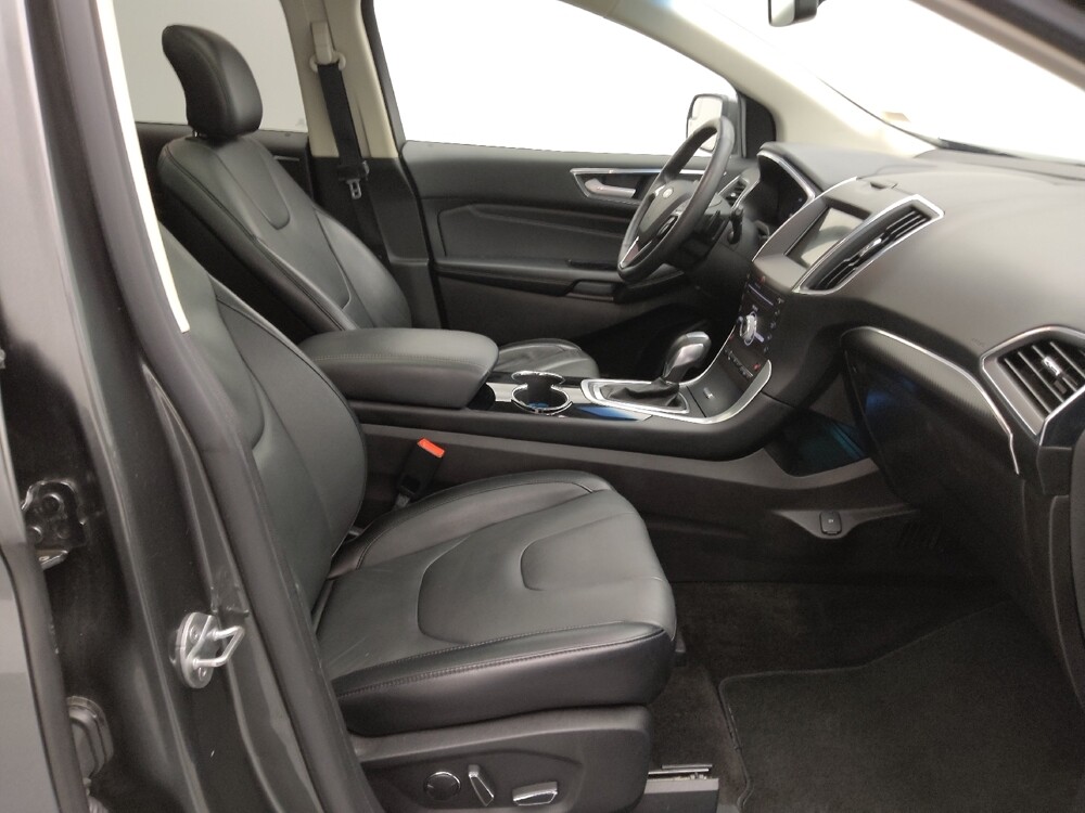 2018 Ford Edge in St. Louis, MO 63136 - 18109006 21