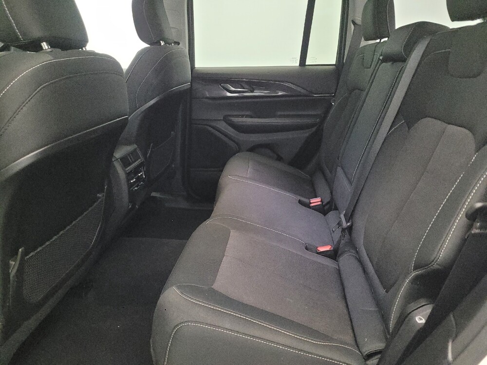 2023 Jeep Grand Cherokee in Allentown, PA 18103 - 18109008 18