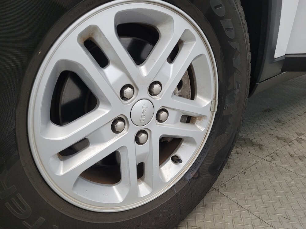 2023 Jeep Grand Cherokee in Allentown, PA 18103 - 18109008 31