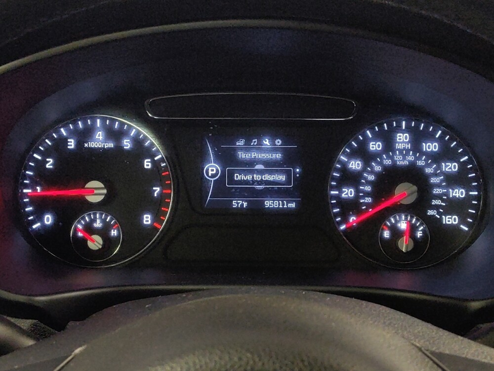 2017 Kia Sorento in Live Oak, TX 78233 - 18109009 23