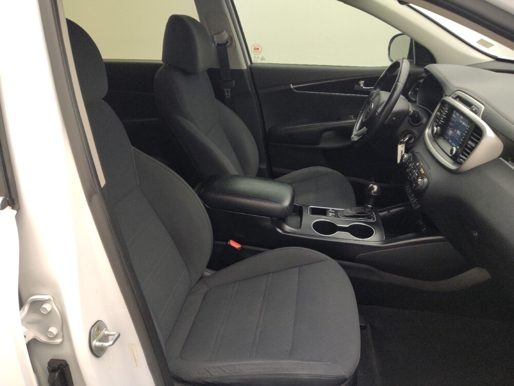 2017 Kia Sorento in Live Oak, TX 78233 - 18109009 21