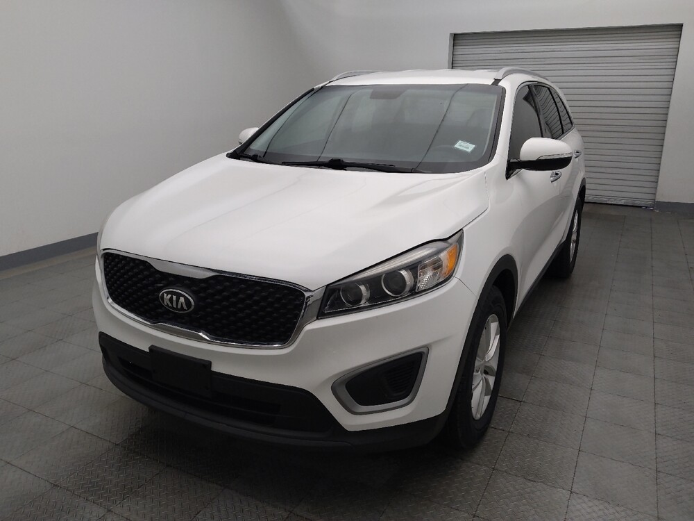 2017 Kia Sorento in Live Oak, TX 78233 - 18109009 15