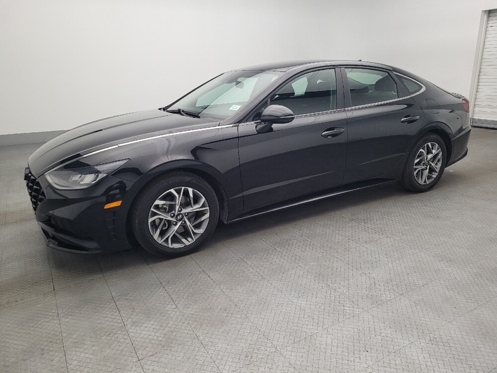 2023 Hyundai Sonata in Gainesville, FL 32609 - 18109026 2