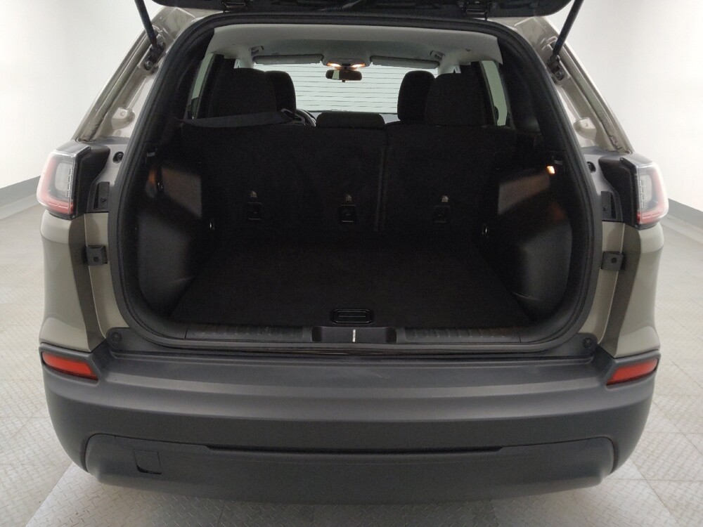 2019 Jeep Cherokee in Lakewood, CO 80215 - 18109030 29