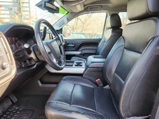 2017 Chevrolet Silverado 1500 in Cinnaminson, NJ 08077 - 18109032 11