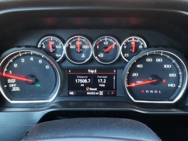 2020 Chevrolet Silverado 1500 in Cinnaminson, NJ 08077 - 18109034 17