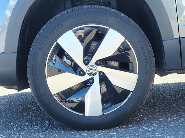 2023 Volkswagen Taos in Cinnaminson, NJ 08077 - 18109036 9
