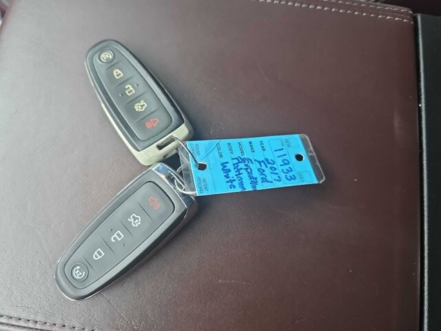 2017 Ford Expedition in Knoxville, TN 37912 - 18109045 9