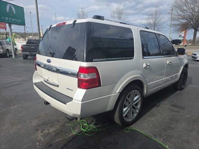 2017 Ford Expedition in Knoxville, TN 37912 - 18109045 4