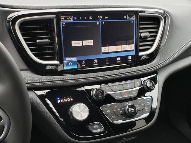 2026 Chrysler Pacifica in Bedford, OH 44146 - 18109065 10