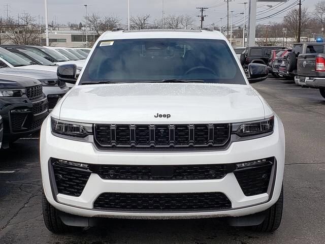 2026 Jeep Grand Cherokee L in Bedford, OH 44146 - 18109068 5
