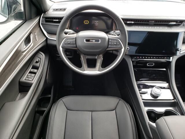 2026 Jeep Grand Cherokee L in Bedford, OH 44146 - 18109068 10