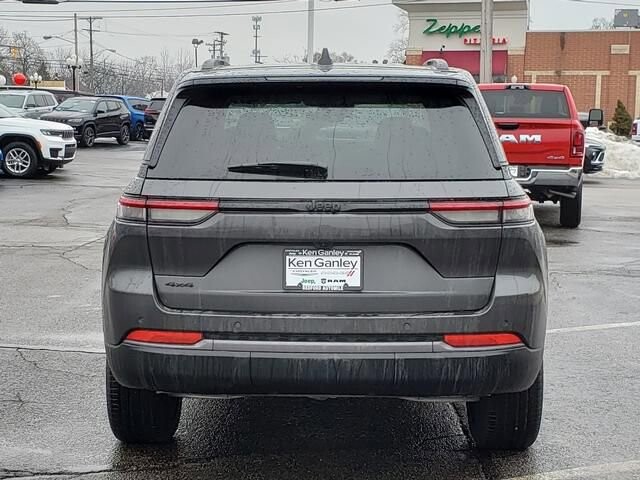 2026 Jeep Grand Cherokee in Bedford, OH 44146 - 18109069 4
