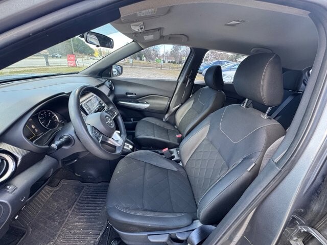 2019 Nissan Kicks in Flowery Branch, GA 30542 - 18109086 9