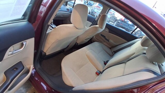 2013 Honda Civic in Cartersville, GA 30120 - 18109088 8