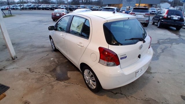 2011 Toyota Yaris in Cartersville, GA 30120 - 18109089 3