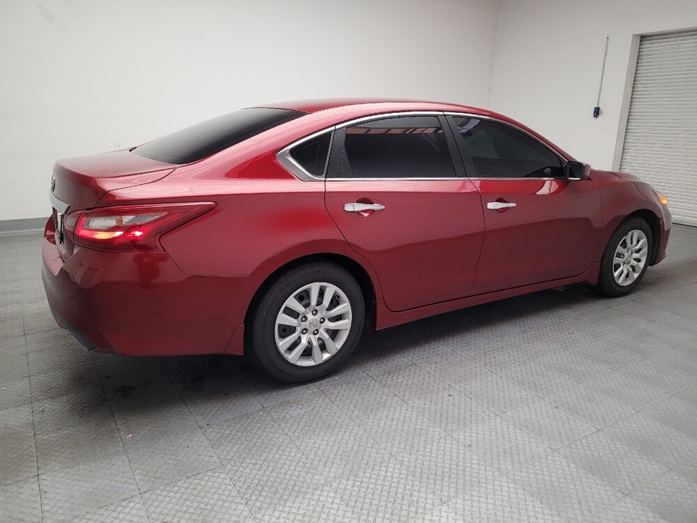 2018 Nissan Altima in Sacramento, CA 95821 - 18109095 10