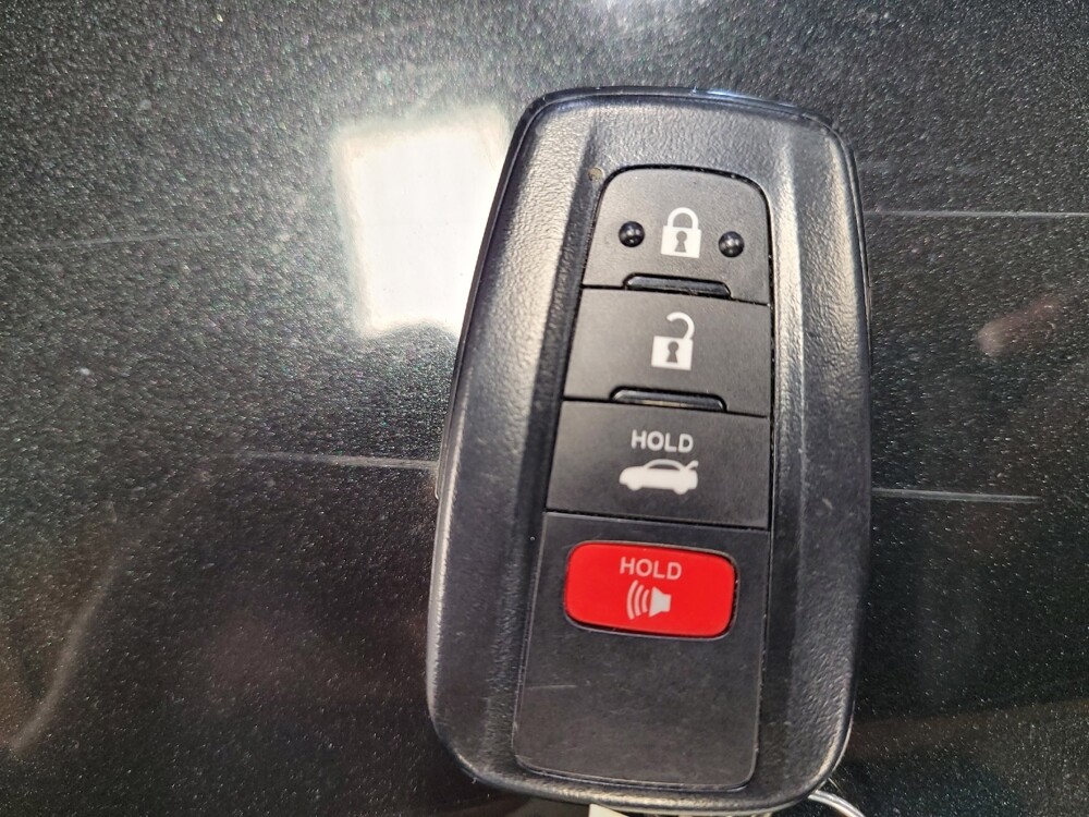 2020 Toyota Corolla in Downey, CA 90241 - 18109096 32