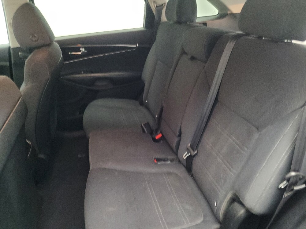 2019 Kia Sorento in Marietta, GA 30062 - 18109111 18