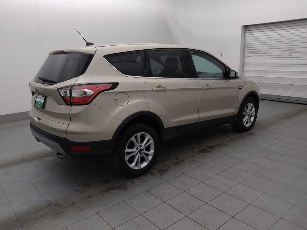 2017 Ford Escape in Lakeland, FL 33815 - 18109113 10