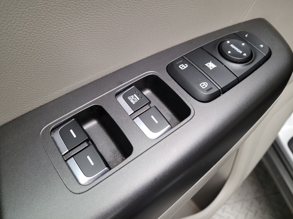 2017 Kia Sportage in Downey, CA 90241 - 18109118 27