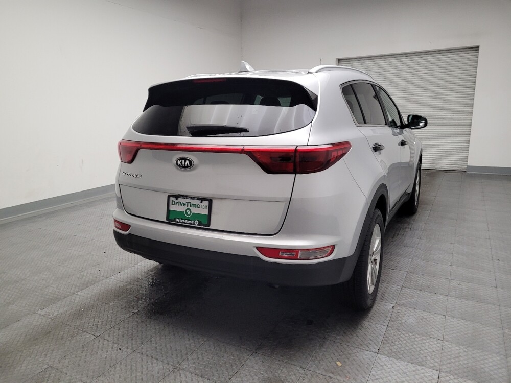 2017 Kia Sportage in Downey, CA 90241 - 18109118 7