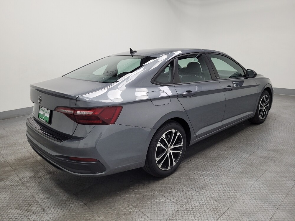 2023 Volkswagen Jetta in Las Vegas, NV 89102 - 18109123 10