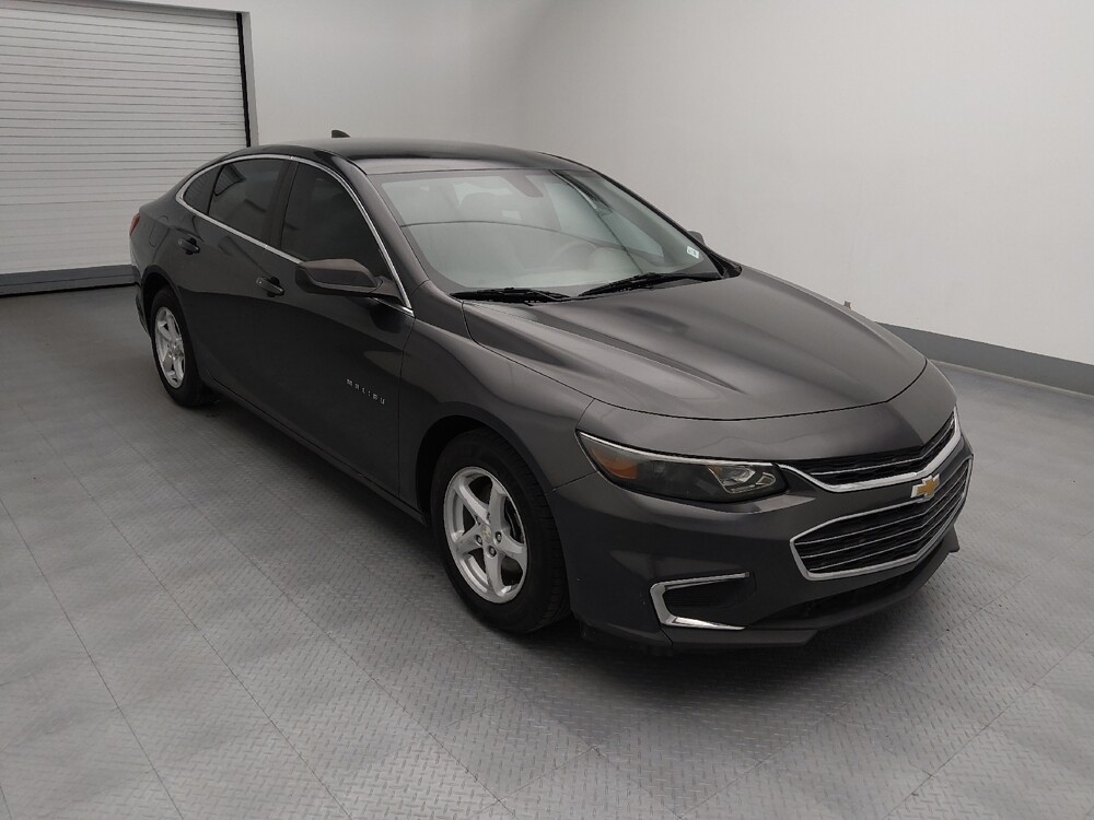 2017 Chevrolet Malibu in Independence, MO 64055 - 18109146 13