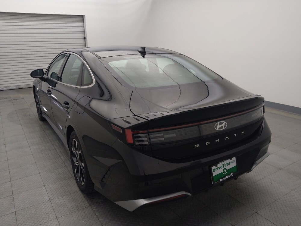 2024 Hyundai Sonata in Metairie, LA 70006 - 18109153 6