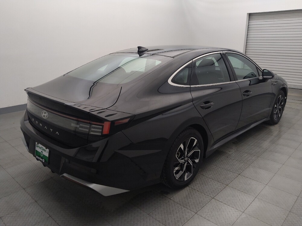 2024 Hyundai Sonata in Metairie, LA 70006 - 18109153 9
