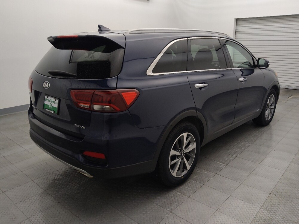 2019 Kia Sorento in Houston, TX 77074 - 18109158 9