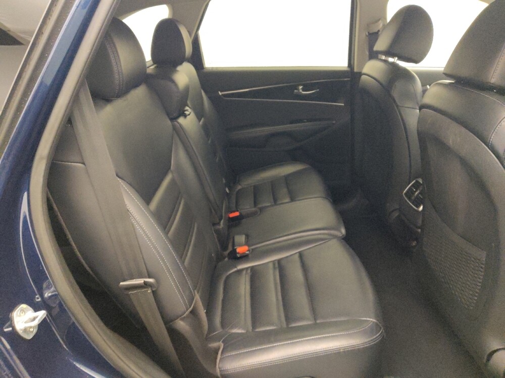 2019 Kia Sorento in Houston, TX 77074 - 18109158 19