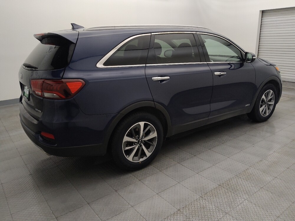 2019 Kia Sorento in Houston, TX 77074 - 18109158 10