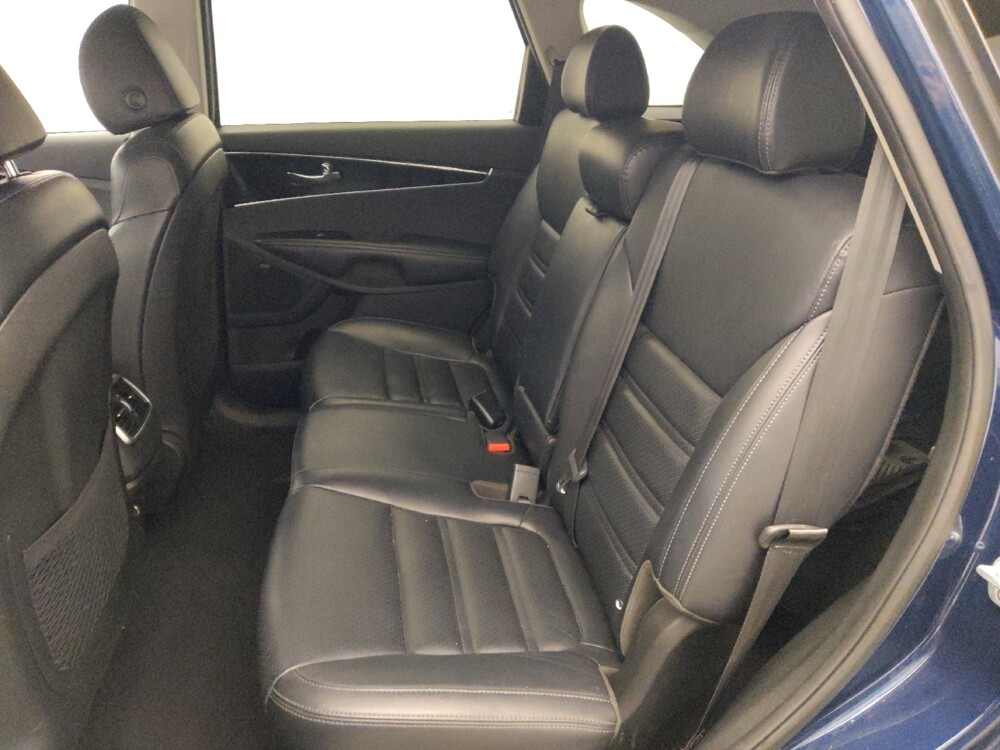 2019 Kia Sorento in Houston, TX 77074 - 18109158 18