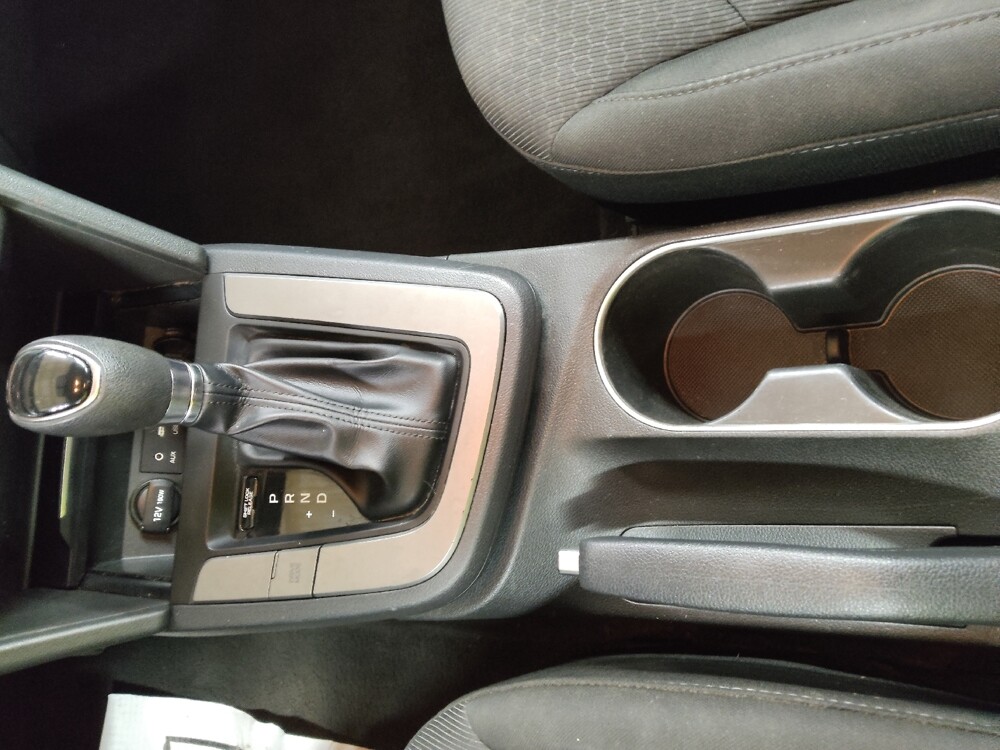 2018 Hyundai Elantra in St. Louis, MO 63125 - 18109164 26