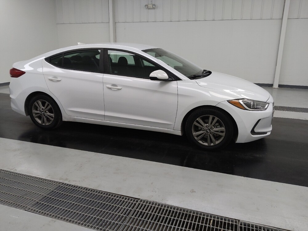 2018 Hyundai Elantra in St. Louis, MO 63125 - 18109164 11