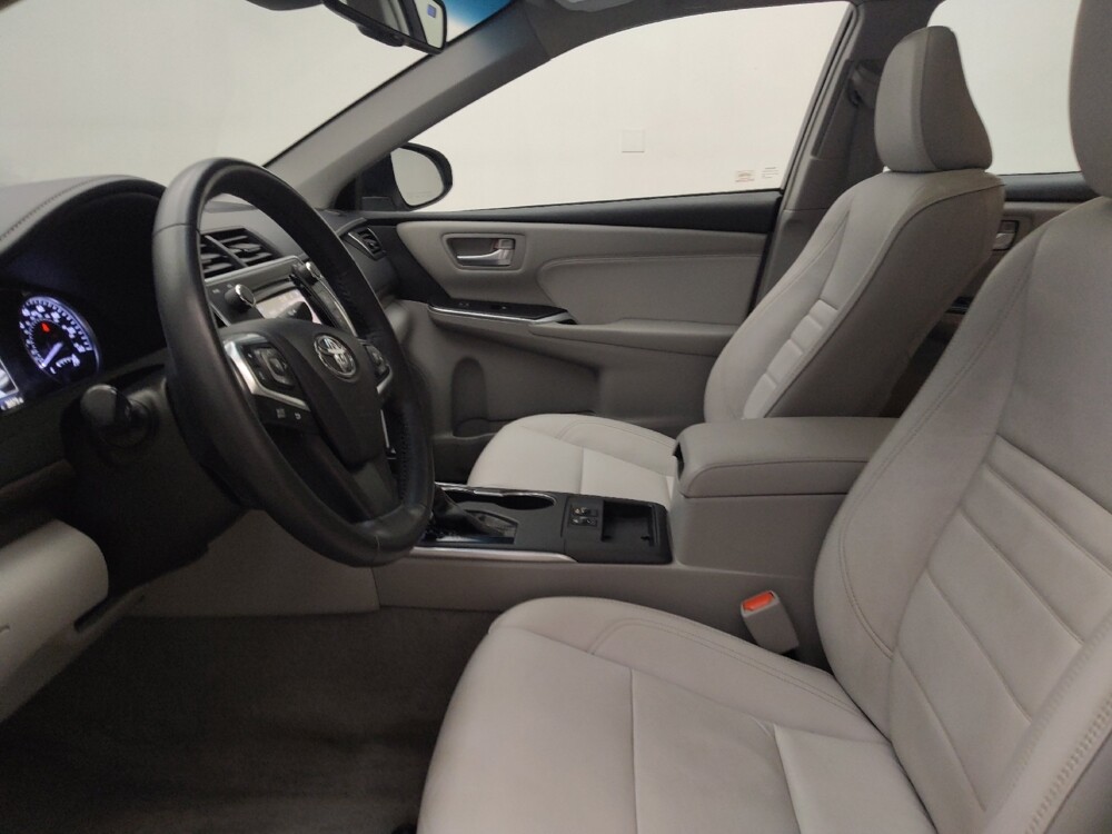 2017 Toyota Camry in Midlothian, IL 60445 - 18109186 17