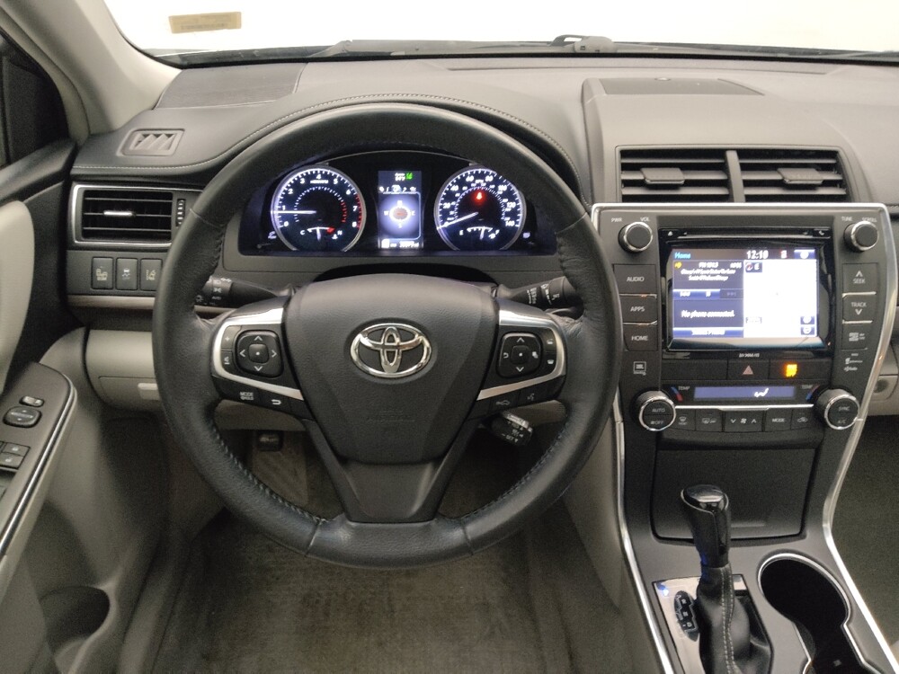 2017 Toyota Camry in Midlothian, IL 60445 - 18109186 22