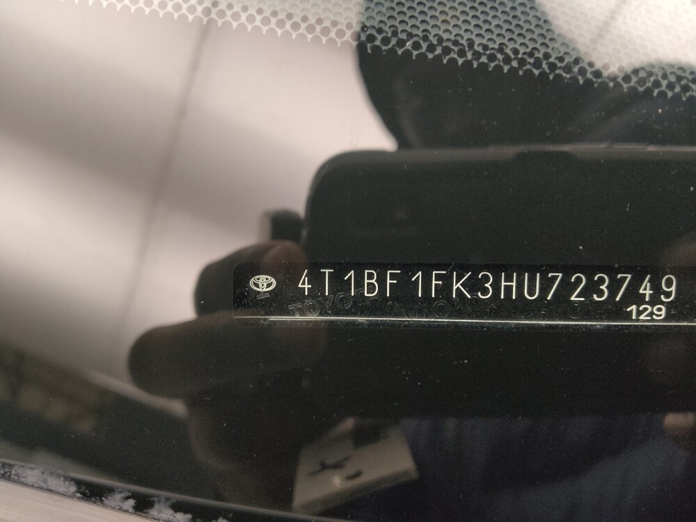 2017 Toyota Camry in Midlothian, IL 60445 - 18109186 33