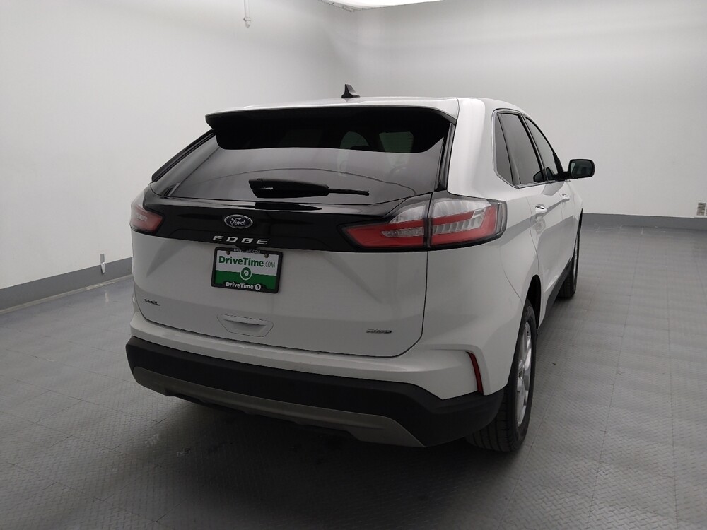 2024 Ford Edge in Springfield, MO 65807 - 18109187 7