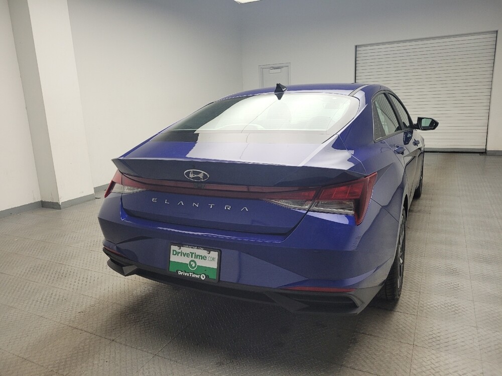 2023 Hyundai Elantra in St. Louis, MO 63125 - 18109188 7