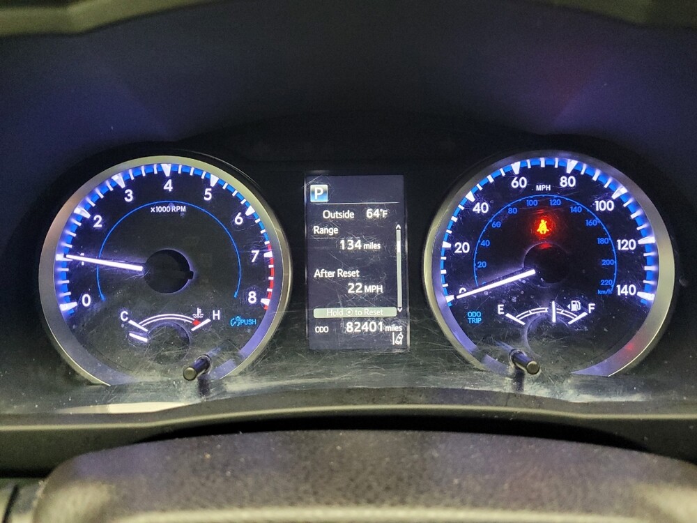 2019 Toyota Highlander in Taylor, MI 48180 - 18109189 23