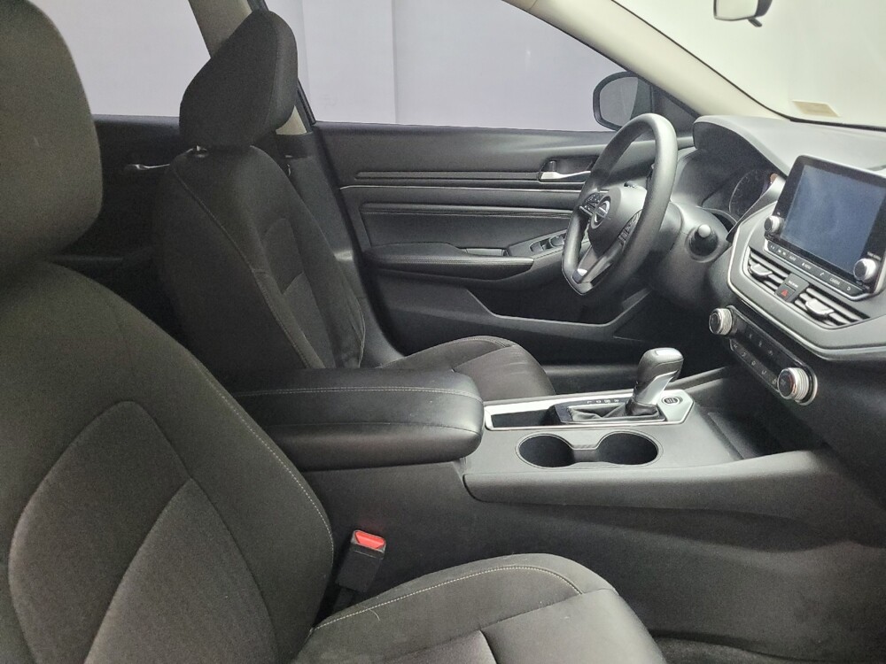 2020 Nissan Altima in Eastpointe, MI 48021 - 18109190 21