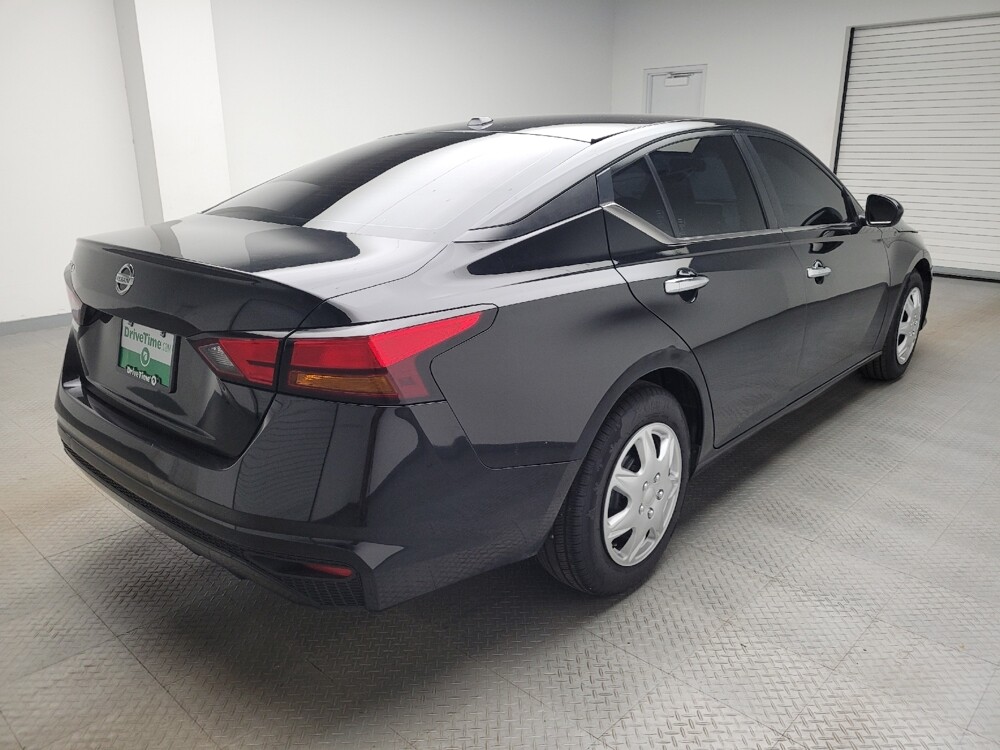 2020 Nissan Altima in Eastpointe, MI 48021 - 18109190 9