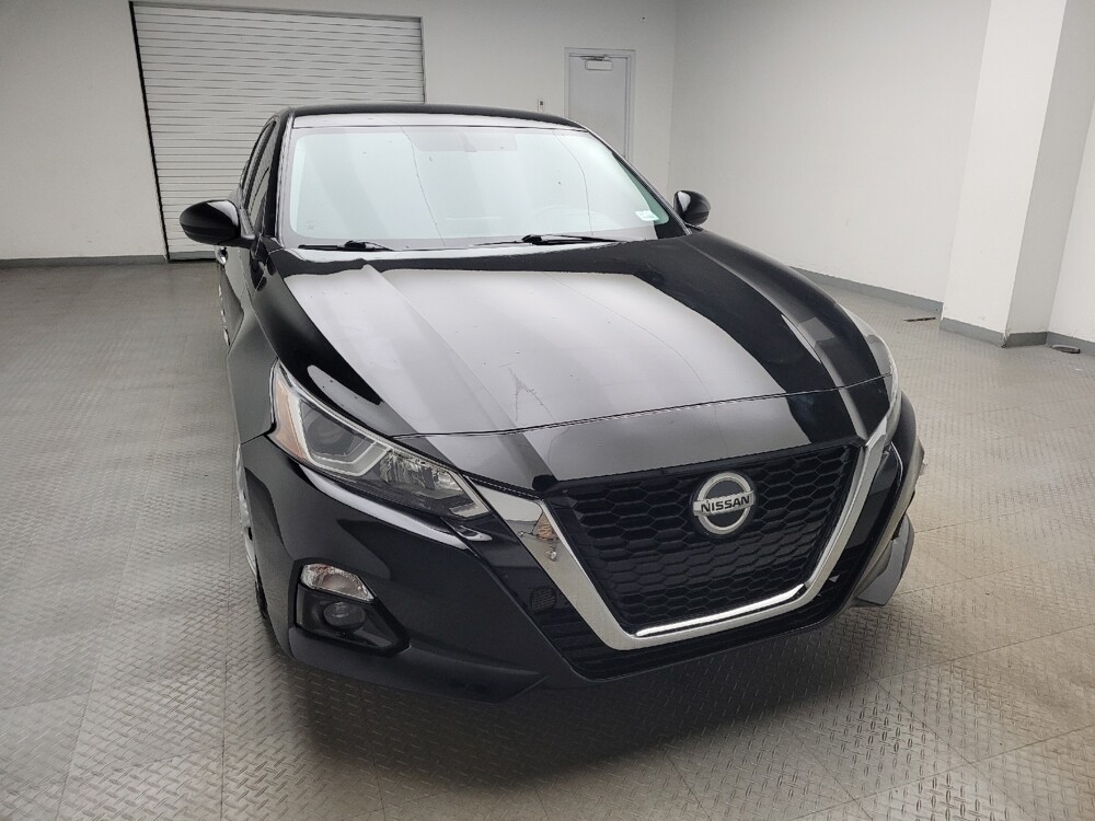 2020 Nissan Altima in Eastpointe, MI 48021 - 18109190 14