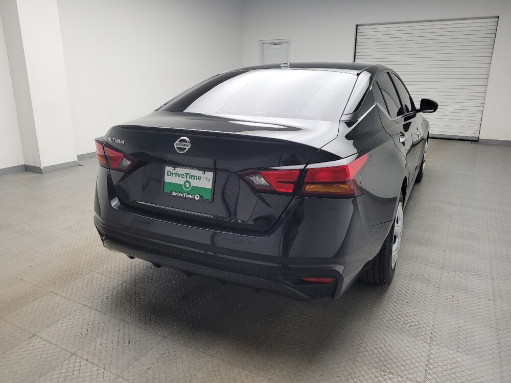 2020 Nissan Altima in Eastpointe, MI 48021 - 18109190 7