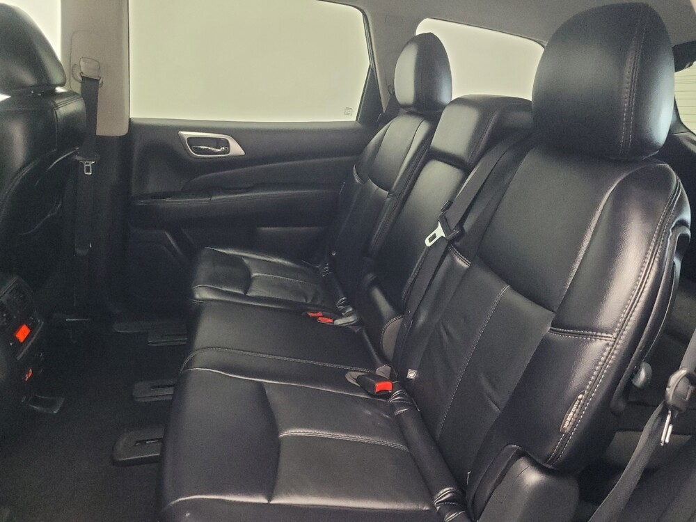 2019 Nissan Pathfinder in Highland, IN 46322 - 18109196 18