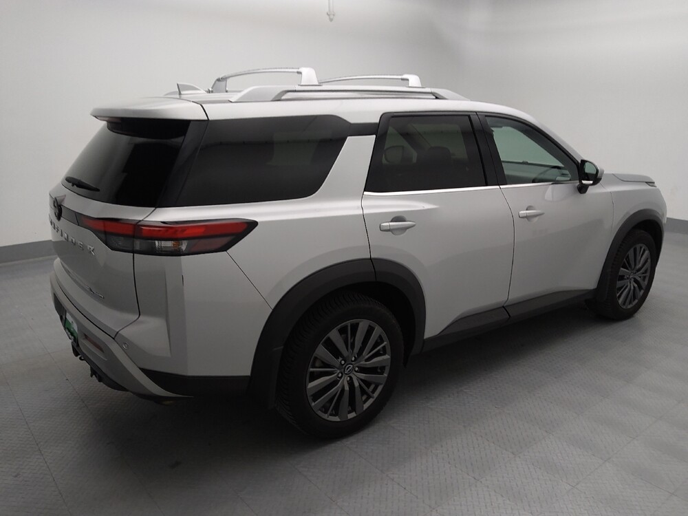 2022 Nissan Pathfinder in St. Louis, MO 63125 - 18109200 10