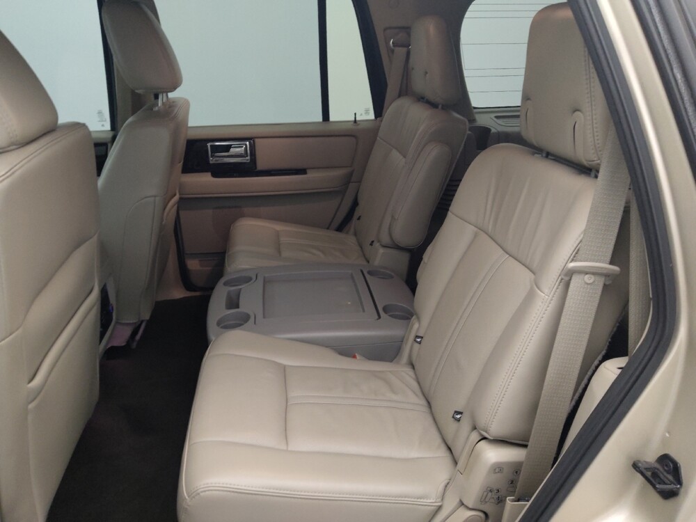 2017 Lincoln Navigator in Houston, TX 77060 - 18109202 18