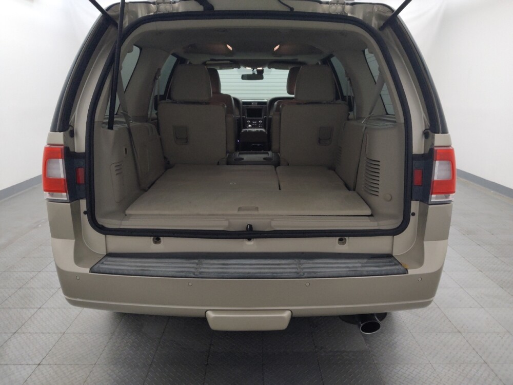 2017 Lincoln Navigator in Houston, TX 77060 - 18109202 29